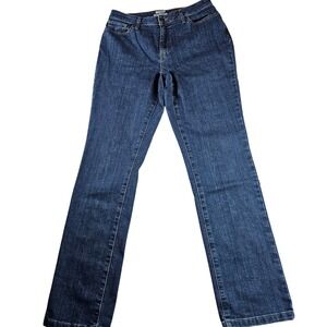 L.L.Bean Jeans Women Size 10 Blue Classic Fit Straight Leg Zip Fly with Button